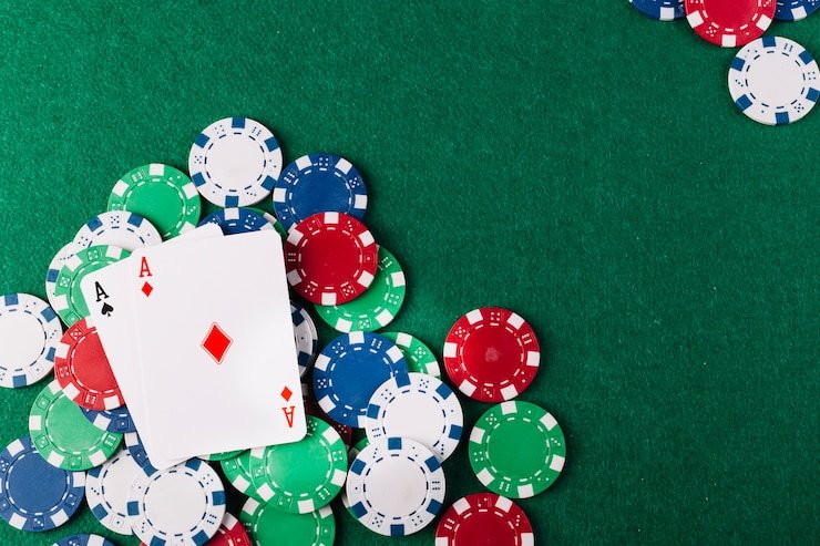 c 13 c 13 Mobile App - Slots aur Live Tables Haath Mein